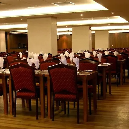 Central Park Hotel 