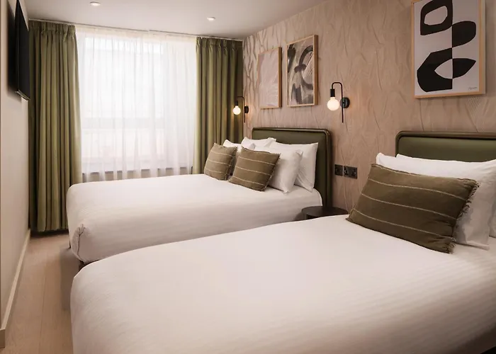 Central Park Hotel